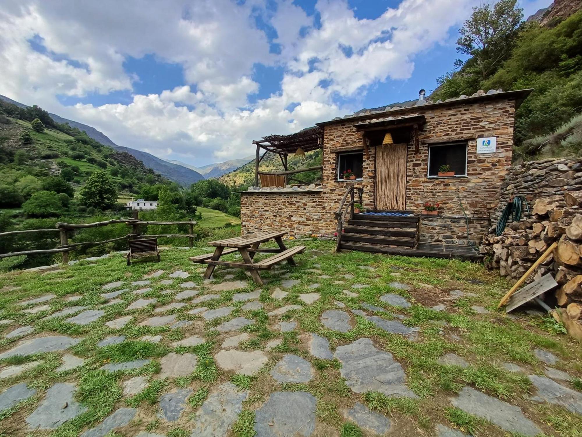 Casa Rural Cortijo Molino Altero Trevélez Exterior foto